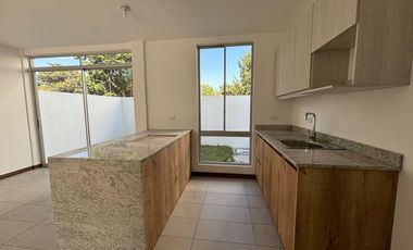 CASA 3 DORMITORIOS - TUMBACO - POR ESTRENAR - CREDITO VIP