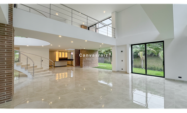 Venta de Casa Campestre en Parcelación Alto de Palmas