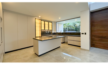 Venta de Casa Campestre en Parcelación Alto de Palmas