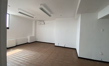 EDIFICIO EN VENTA, EN ESQUINA, CENTRO URBANO, CUAUTITLAN, CON LOCAL P.B.
