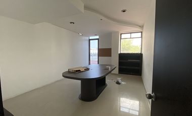 EDIFICIO EN VENTA, EN ESQUINA, CENTRO URBANO, CUAUTITLAN, CON LOCAL P.B.