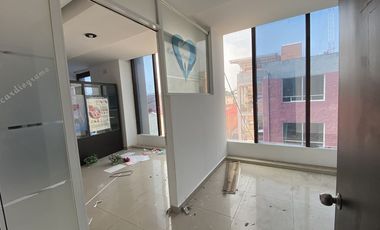 EDIFICIO EN VENTA, EN ESQUINA, CENTRO URBANO, CUAUTITLAN, CON LOCAL P.B.