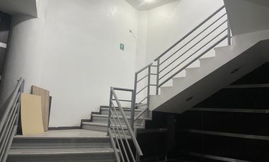 EDIFICIO EN VENTA, EN ESQUINA, CENTRO URBANO, CUAUTITLAN, CON LOCAL P.B.