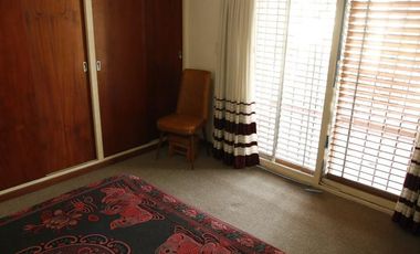 Venta Casa  8 ambientes en Coghlan | jardin | cochera