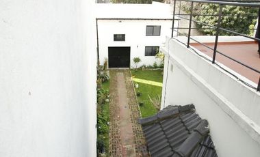 Venta Casa  8 ambientes en Coghlan | jardin | cochera
