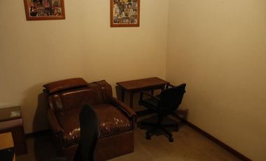 Venta Casa  8 ambientes en Coghlan | jardin | cochera