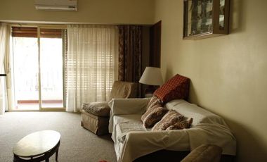 Venta Casa  8 ambientes en Coghlan | jardin | cochera