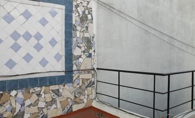 Venta Casa  8 ambientes en Coghlan | jardin | cochera