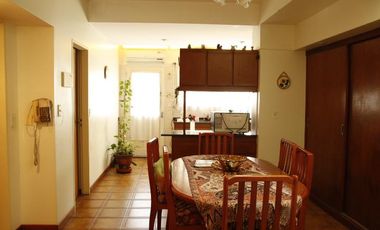Venta Casa  8 ambientes en Coghlan | jardin | cochera
