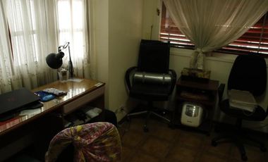 Venta Casa  8 ambientes en Coghlan | jardin | cochera