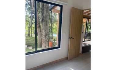 Casa en Arriendo en Rionegro vía La Ceja