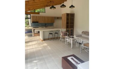 Casa en Arriendo en Rionegro vía La Ceja