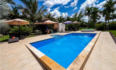 En venta casa campestre en condominio en Restrepo, Meta