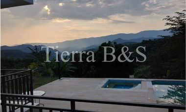 ¡Estrena Tu Paraíso Sostenible: Energía Solar, Piscina y Vista Espectacular por $1.500 Millones!