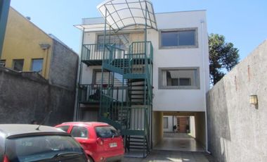 Se arrienda departamento a una cuadra del Hospital Herminda Martín