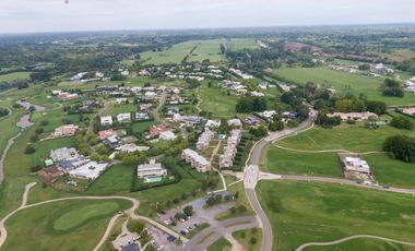 Venta departamento planta baja con jardin 3 ambientes Terrazas al Golf Pilara