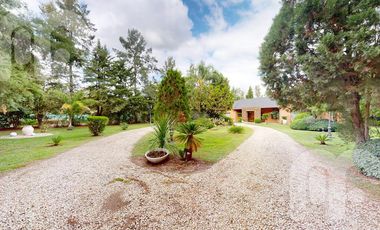 VENTA CASA 4 DORMITORIOS CAMPOS DE ROCA