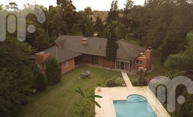 VENTA CASA 4 DORMITORIOS CAMPOS DE ROCA