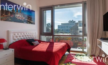 Forum Alcorta - Casa de 6 ambientes con  terraza propia. Belgrano - Venta