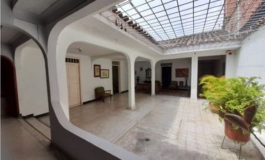 Se vende casa amplia de una planta Barrio La Colombina Palmira Valle