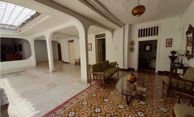 Se vende casa amplia de una planta Barrio La Colombina Palmira Valle