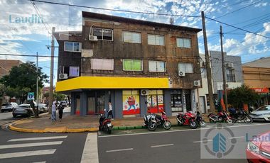 Se vende edificio completo con locales y departamentos - Posadas