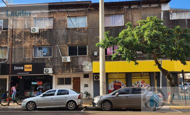 Se vende edificio completo con locales y departamentos - Posadas