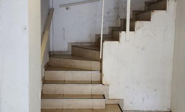 Se vende edificio completo con locales y departamentos - Posadas