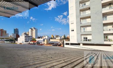 Se vende edificio completo con locales y departamentos - Posadas