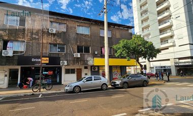 Se vende edificio completo con locales y departamentos - Posadas