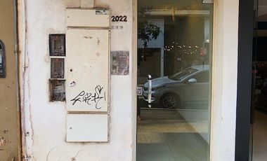 Se vende edificio completo con locales y departamentos - Posadas