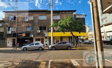 Se vende edificio completo con locales y departamentos - Posadas