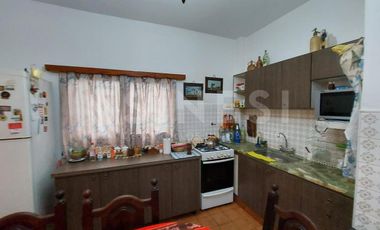 Casa Multifamiliar - Libertad -  General San Martin