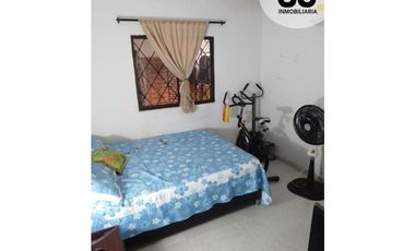 Se vende casa - Barrio Las Nubes