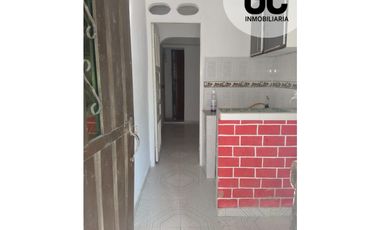 Se vende casa con 5 apartaestudio - barrio Soledad 2000