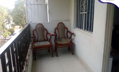 Se vende casa en el barrio Los almendros de Soledad.