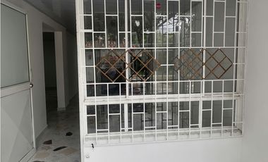 Se arrienda casa en el barrio Ciudad Salitre en Soledad.