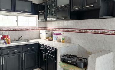 Se vende casa + 2 locales en el barrio Normandia de Soledad.