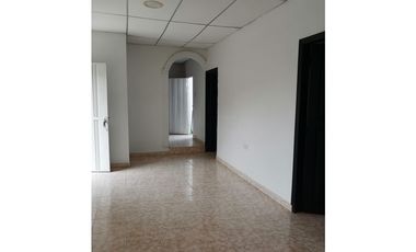 Se vende casa + 2 locales en el barrio Normandia de Soledad.