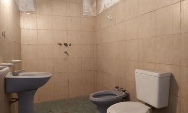 Casa y local comercial en venta en Junin
