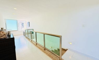 CASA EN VENTA FRENTE AL MAR