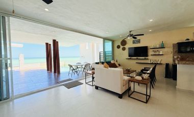 CASA EN VENTA FRENTE AL MAR