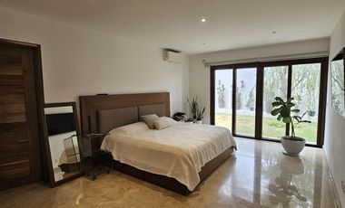 Casa con acabados de lujo en VENTA en COLINAS DE SAN JAVIER