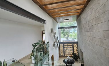 Casa con acabados de lujo en VENTA en COLINAS DE SAN JAVIER
