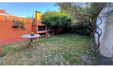 VENTA CHALET 5 DORMITORIOS ESTUDIO PARQUE Y GARAGE