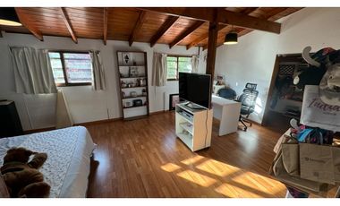 VENTA CHALET 5 DORMITORIOS ESTUDIO PARQUE Y GARAGE