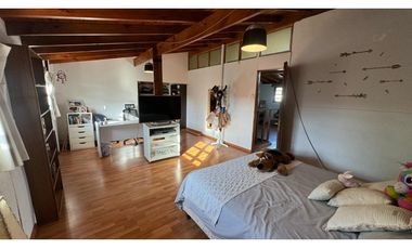 VENTA CHALET 5 DORMITORIOS ESTUDIO PARQUE Y GARAGE