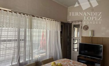 Chalet en venta en Bernal Centro