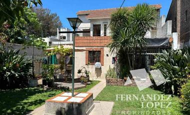 Chalet en venta en Bernal Centro