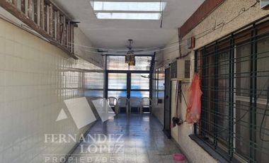 Chalet en venta en Bernal Centro